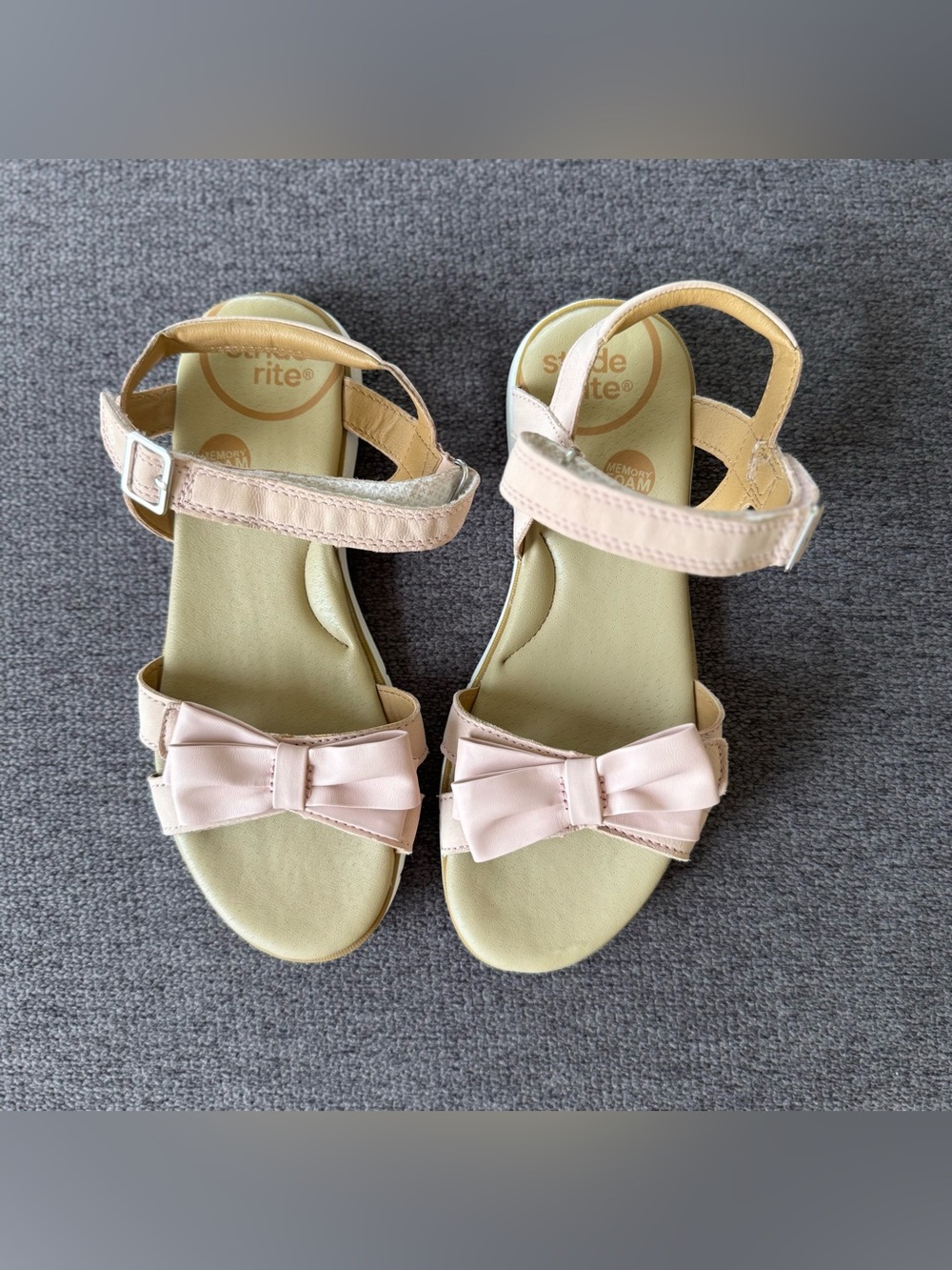 Stride Rite Whitney Pale Pink Bow leather Sandals Open Toe Straps Gils 3W